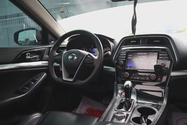 Nissan Maxima SR 2018 - GCC Specs - Excellent Condition