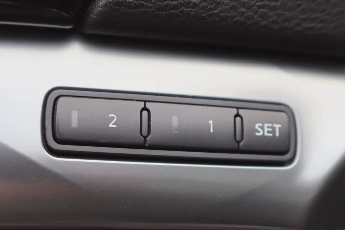 Nissan Maxima SR 2018 - GCC Specs - Excellent Condition-9-9