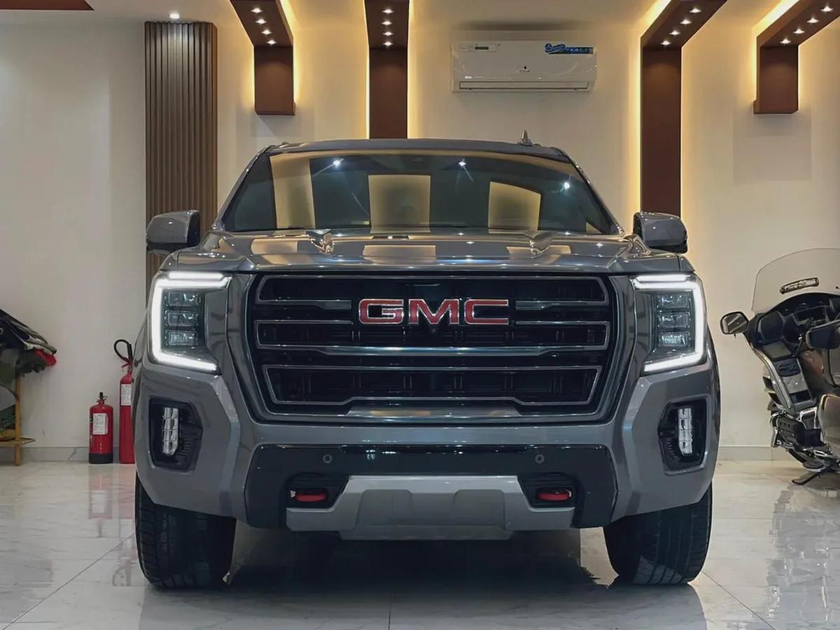 GMC Yukon AT4 2021 GCC-2-2