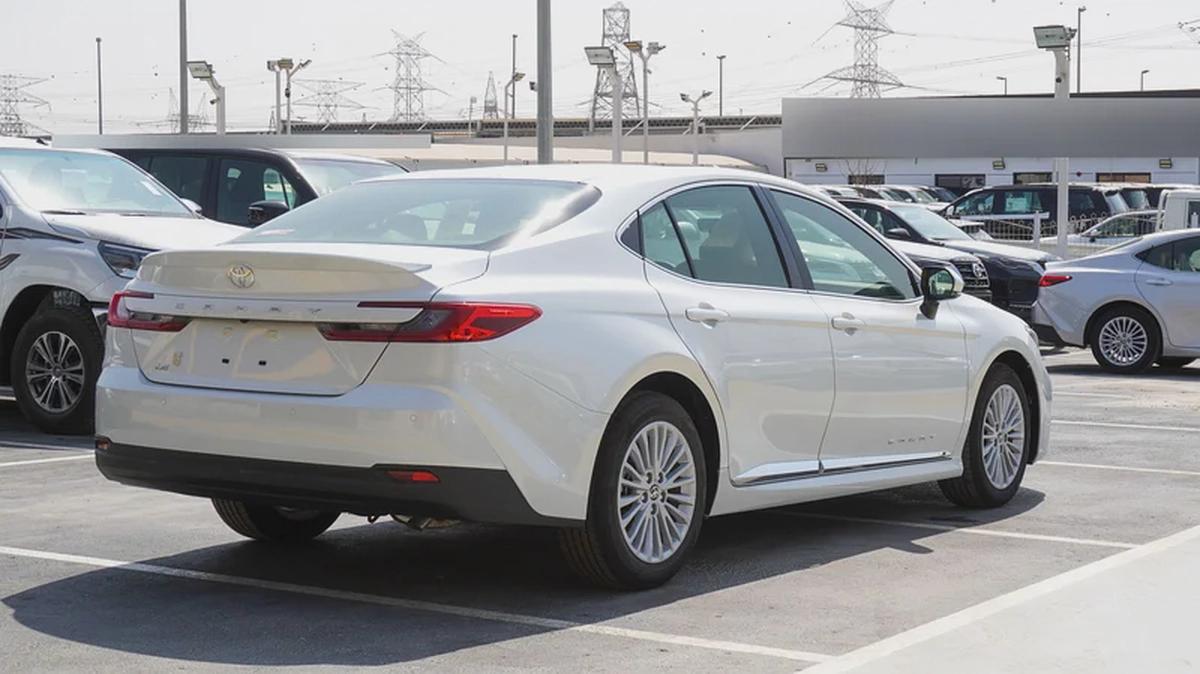 TOYOTA CAMRY LE 2.5L PETROL MODEL 2025-18-18