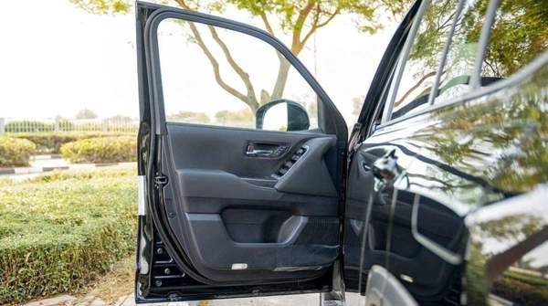 Toyota Land Cruiser GR-S LC300 GR SPORT 3.3D AT MY2024 – BLACK