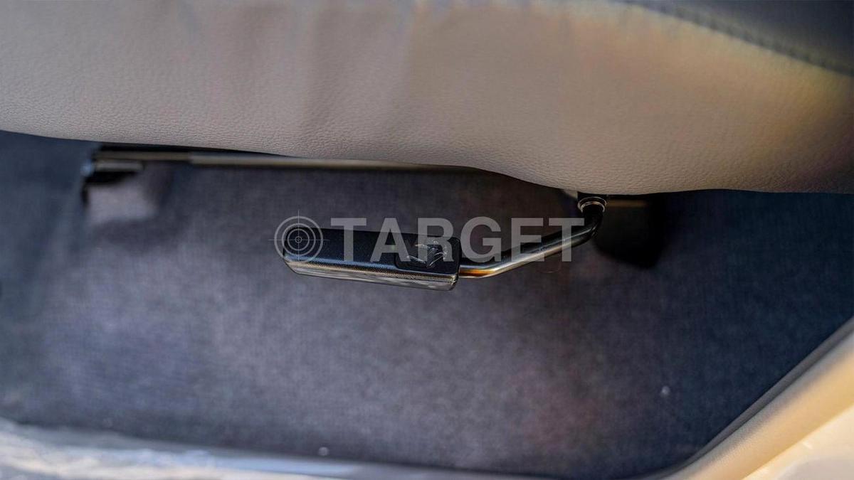 Toyota Land Cruiser 70 LC 76 4.2 M/T 2025-4-4