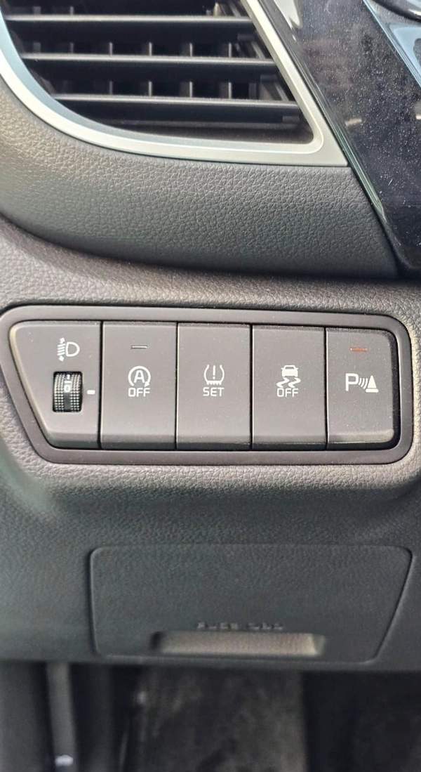 Kia Seltos KIA SALTOS LUXURY FULL OPTION PETROL ENGINE