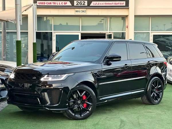 RANGE ROVER SPORT SVR GCC 2018 ORIGINAL PAINT PERFECT CONDITION