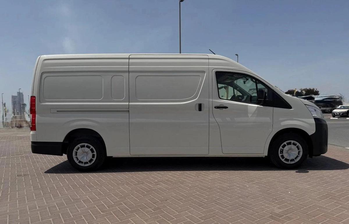 Toyota Hiace 3.5L Cargo manual 2026-1-1