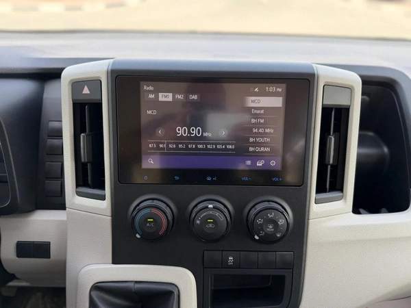 Toyota Hiace 3.5L Cargo manual 2026
