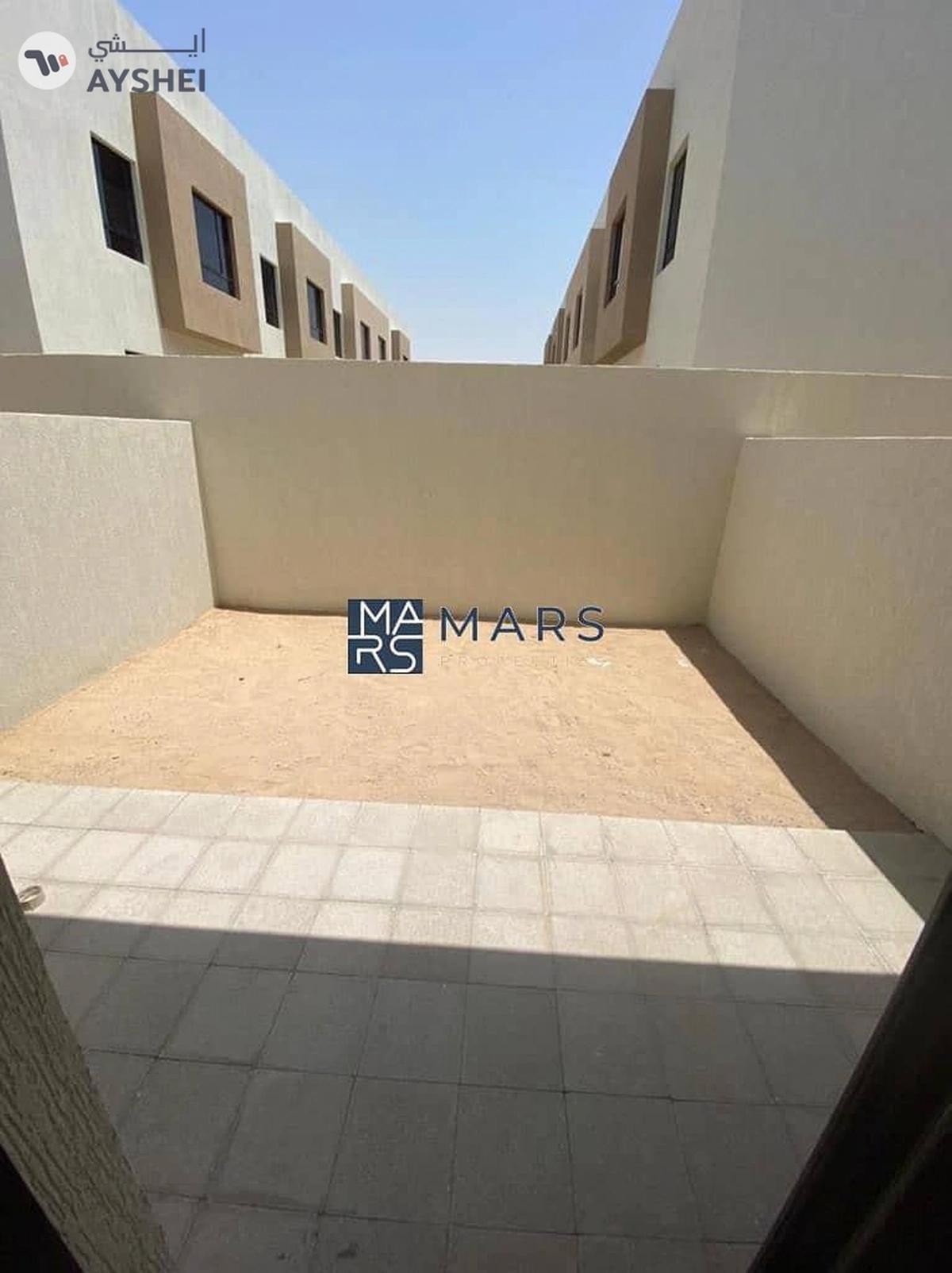 Spacious 2 bhk Townhouse with all facilities available for rent in Al Nasma Residence-4-4