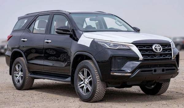 Toyota Fortuner FORTUNER 2.7L 4WD PETROL 2025