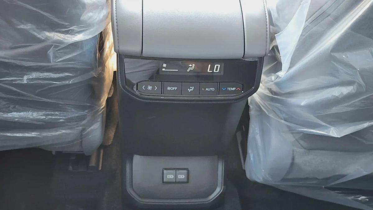 2023 Toyota Highlander GLE Hybrid (Grey)-17-17