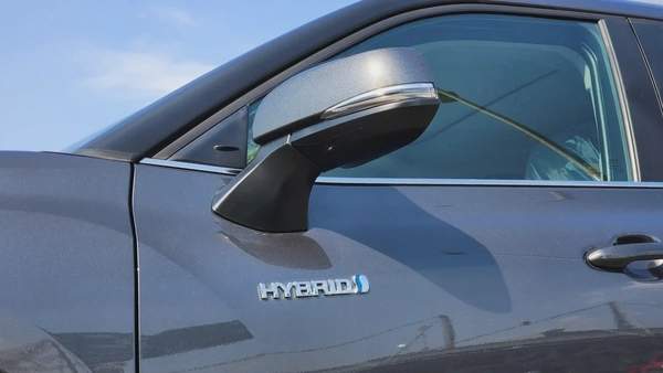 2023 Toyota Highlander GLE Hybrid (Grey)