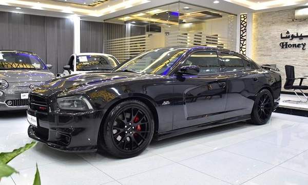 Dodge Charger SRT8 ( 2013 Model ) in Black Color GCC Specs