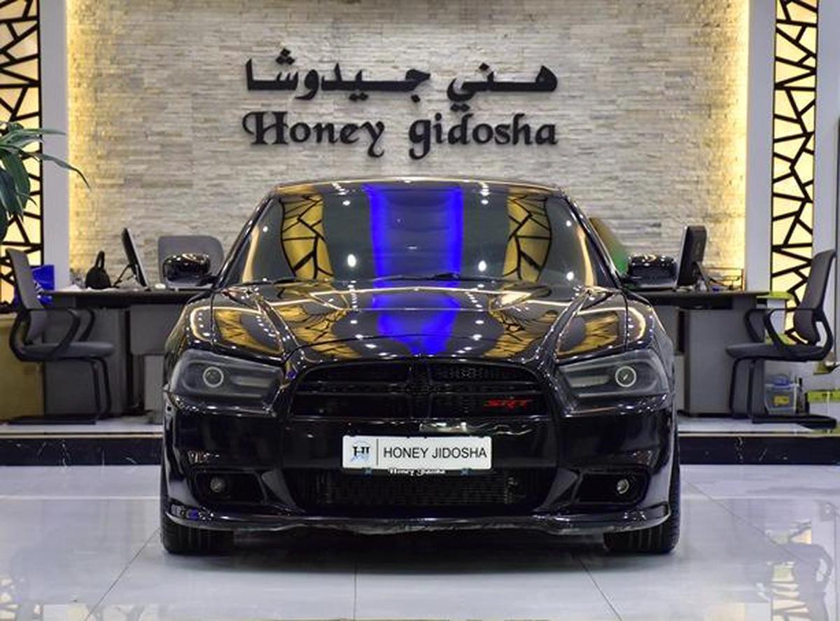 Dodge Charger SRT8 ( 2013 Model ) in Black Color GCC Specs-1-1