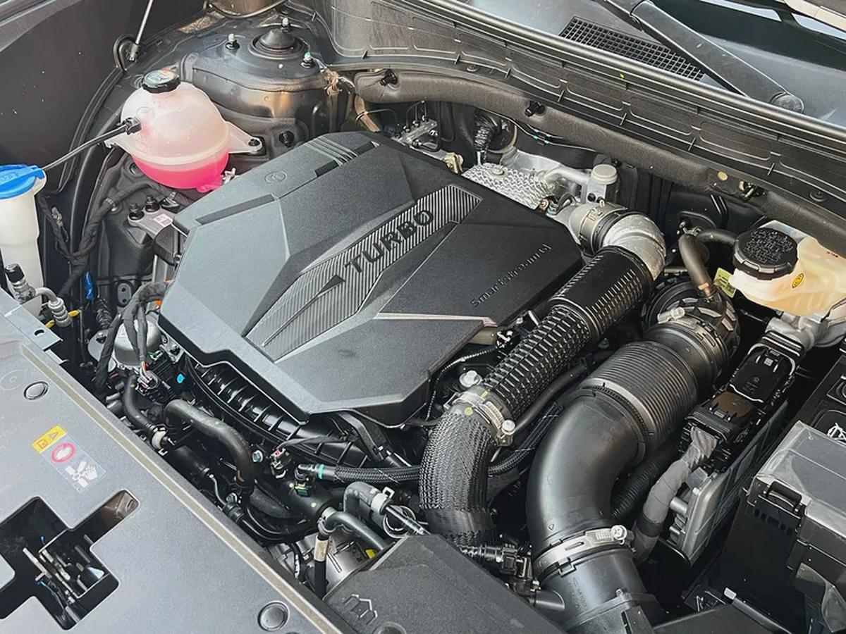 HYUNDAI - SANTA FE - SEL - 2024 - V4 - 2,5L - BY TURBO - AMERICAN SPECS VERY GOOD CONDITION-18-18