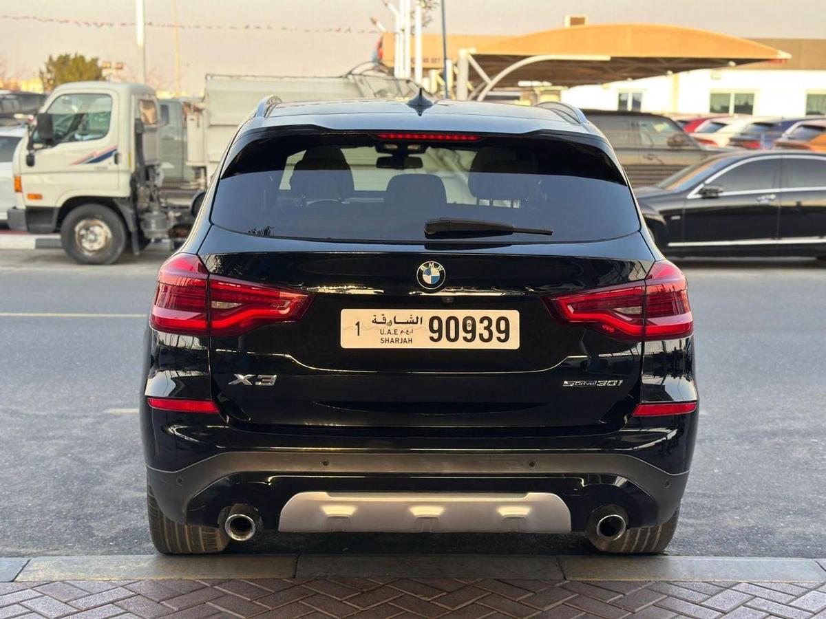 BMW X3 xDrive 30i Exclusive 2.0L-4-4