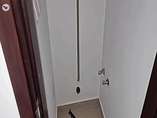 LARGE STUDIO | PODIUM LEVEL | FITTED KITCHEN