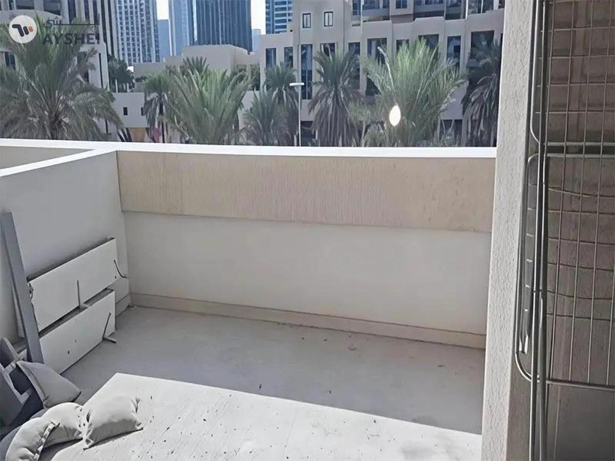 LARGE STUDIO | PODIUM LEVEL | FITTED KITCHEN-8-8