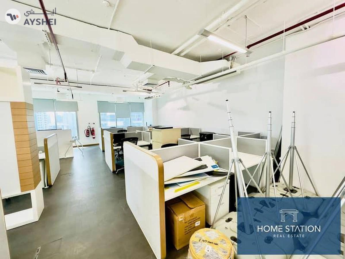 Grosvenor Business Tower, Barsha Heights (Tecom), Dubai-9-9