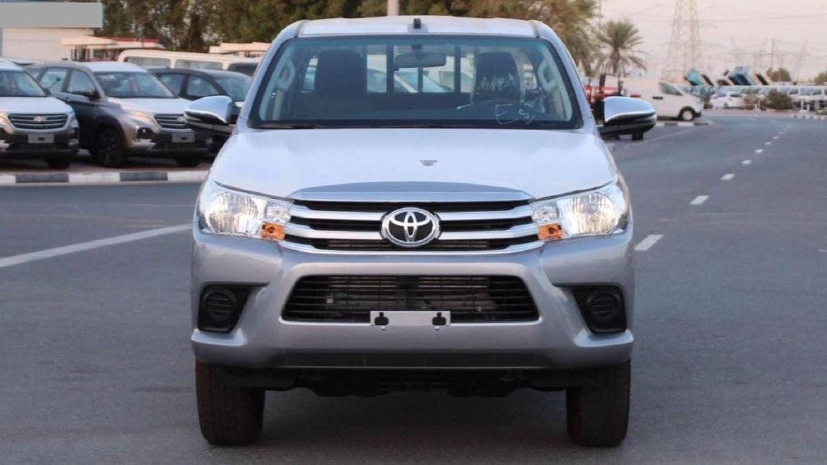 Toyota Hilux HILUX 2.4L MT DIESEL P.WINDO 2024-1-1