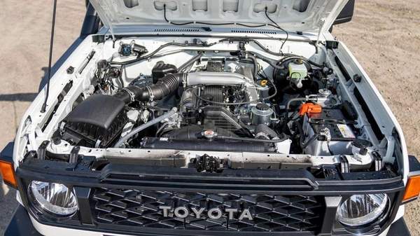 Toyota Land Cruiser 70 Toyota LC76 Hard Top 4.2L Diesel V6 5doors MY2025