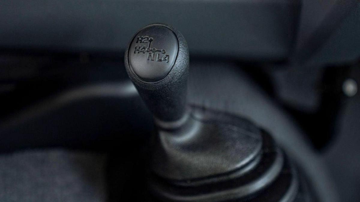 Toyota Land Cruiser 70 Toyota LC76 Hard Top 4.2L Diesel V6 5doors MY2025-13-13