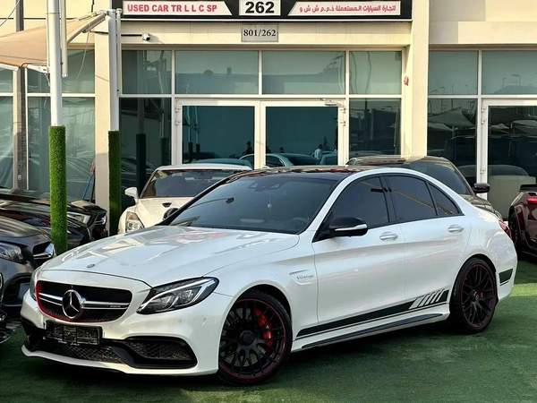 MERCEDES BENZ AMG C63S GCC 2015 FULL OPTION ORIGINAL PAINT PERFECT CONDITION