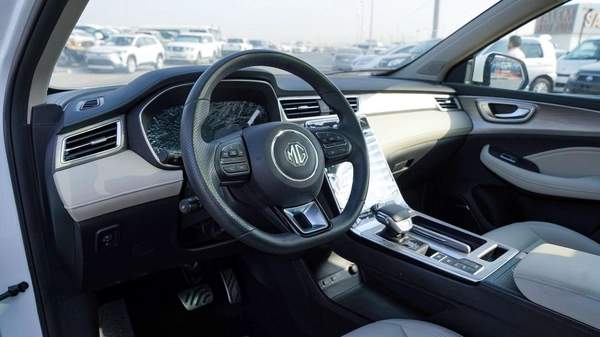 MG RX5 MG RX5 PLUS 2025 – Deluxe (N-RX5-DEL-1.5-25) 1.5L Turbo Engine – SUV – GCC Specs – Export Only