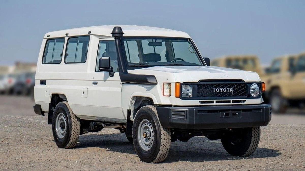 Toyota Land Cruiser 70 LC78 4.2D MT MY2024 – WHITE-0-0