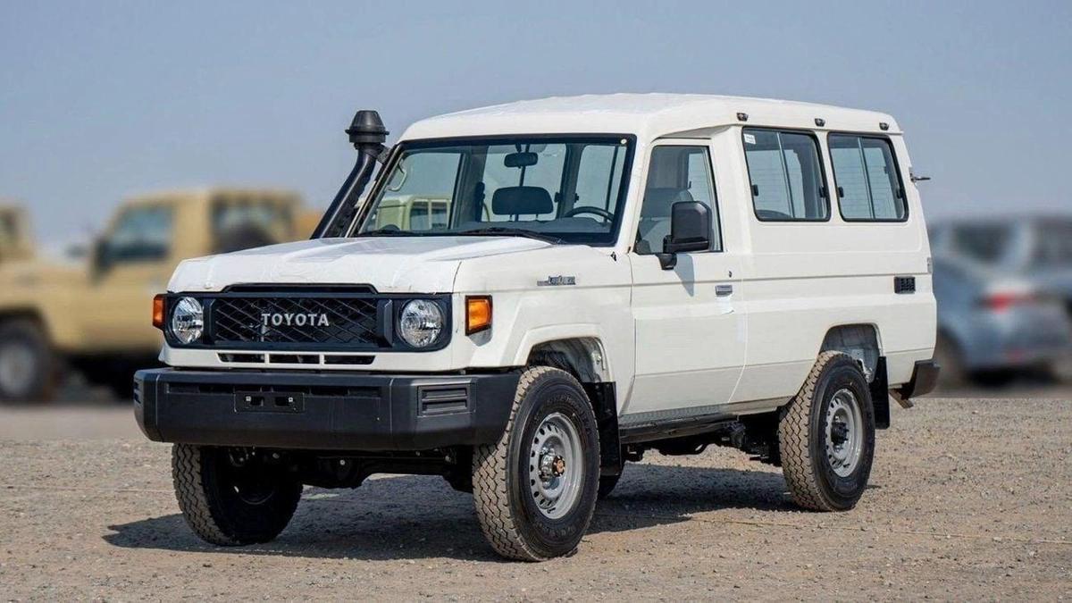 Toyota Land Cruiser 70 LC78 4.2D MT MY2024 – WHITE-2-2