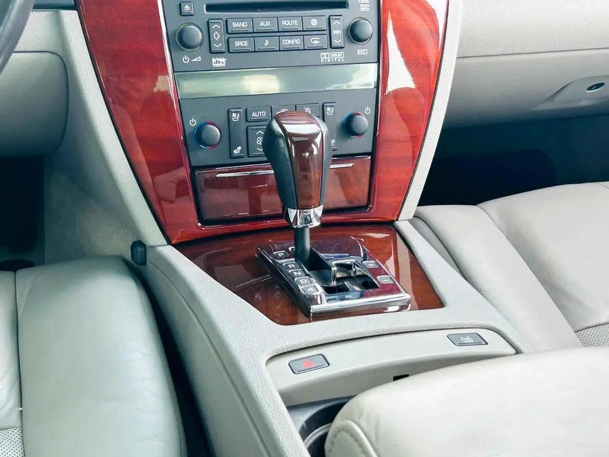 CADILLAC STS | 2006 | LOW MILEAGE CLEAN CAR FRESH JAPAN IMPORT-6-6