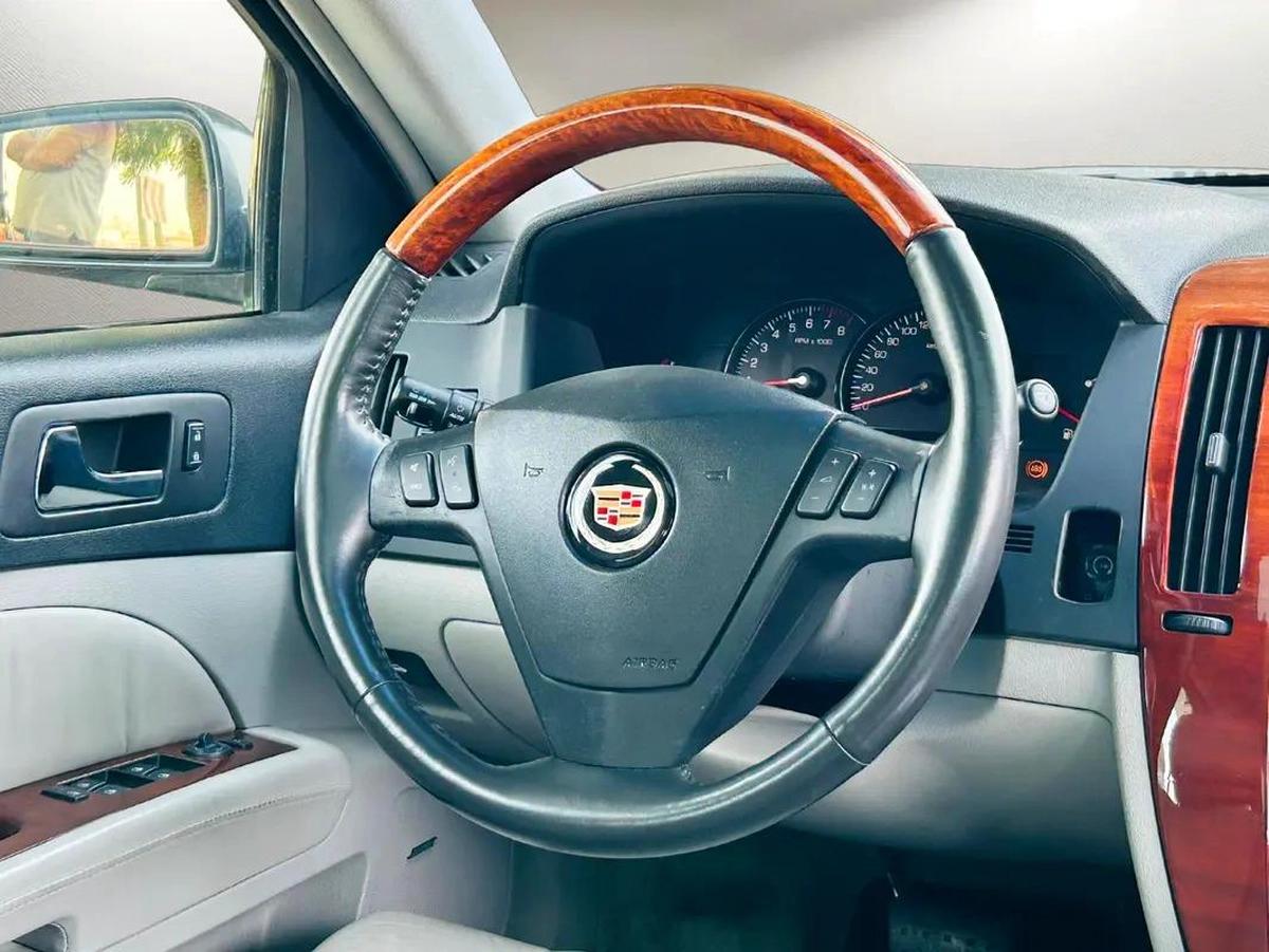 CADILLAC STS | 2006 | LOW MILEAGE CLEAN CAR FRESH JAPAN IMPORT-17-17