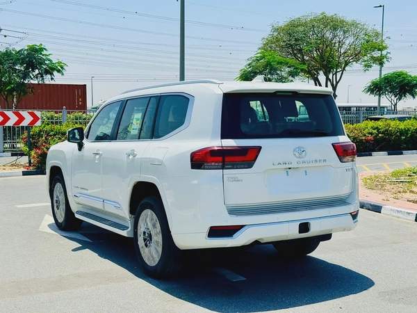 LC300 VXR 3.5L Twin Turbo 2026 GCC Specs Brand New for Export