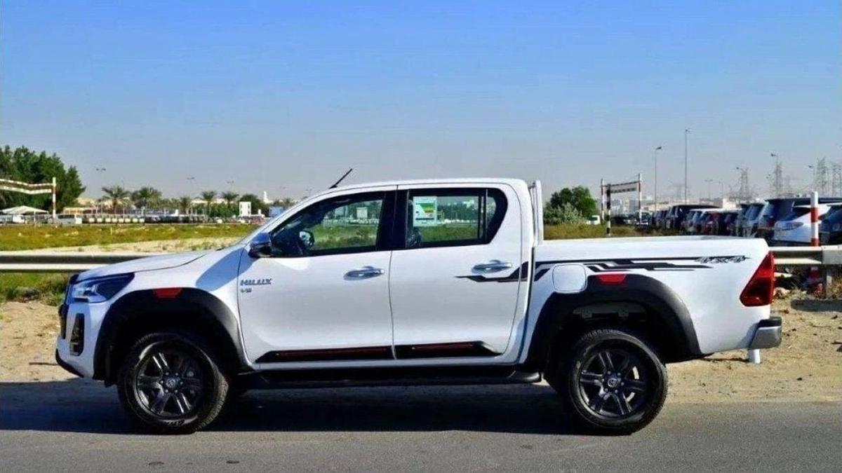 Toyota Hilux DC TRD 4.0L AWD 1-2-2