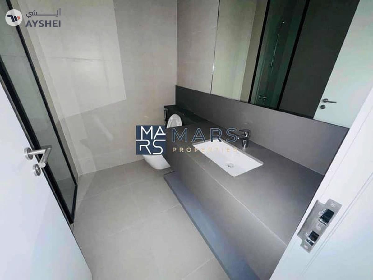 Luxurious brand new 3 bedroom villa in robinia just in 155k-24-24