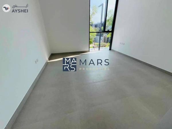 Luxurious brand new 3 bedroom villa in robinia just in 155k