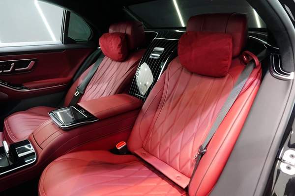 Mercedes-Benz S63 AMG E Performance 2024
