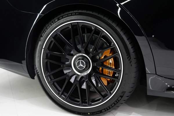 Mercedes-Benz S63 AMG E Performance 2024