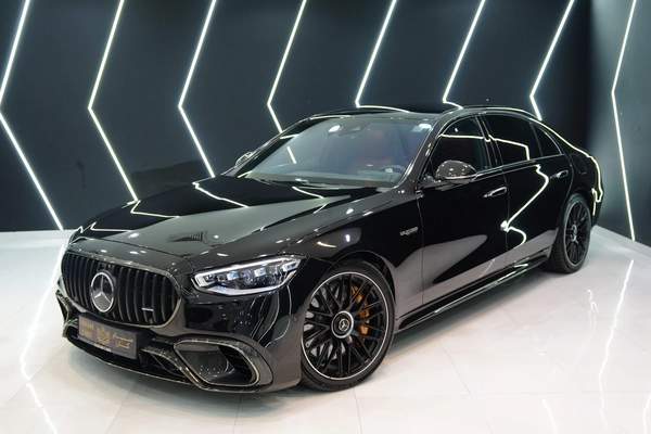Mercedes-Benz S63 AMG E Performance 2024