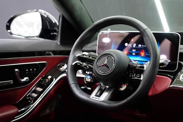 Mercedes-Benz S63 AMG E Performance 2024