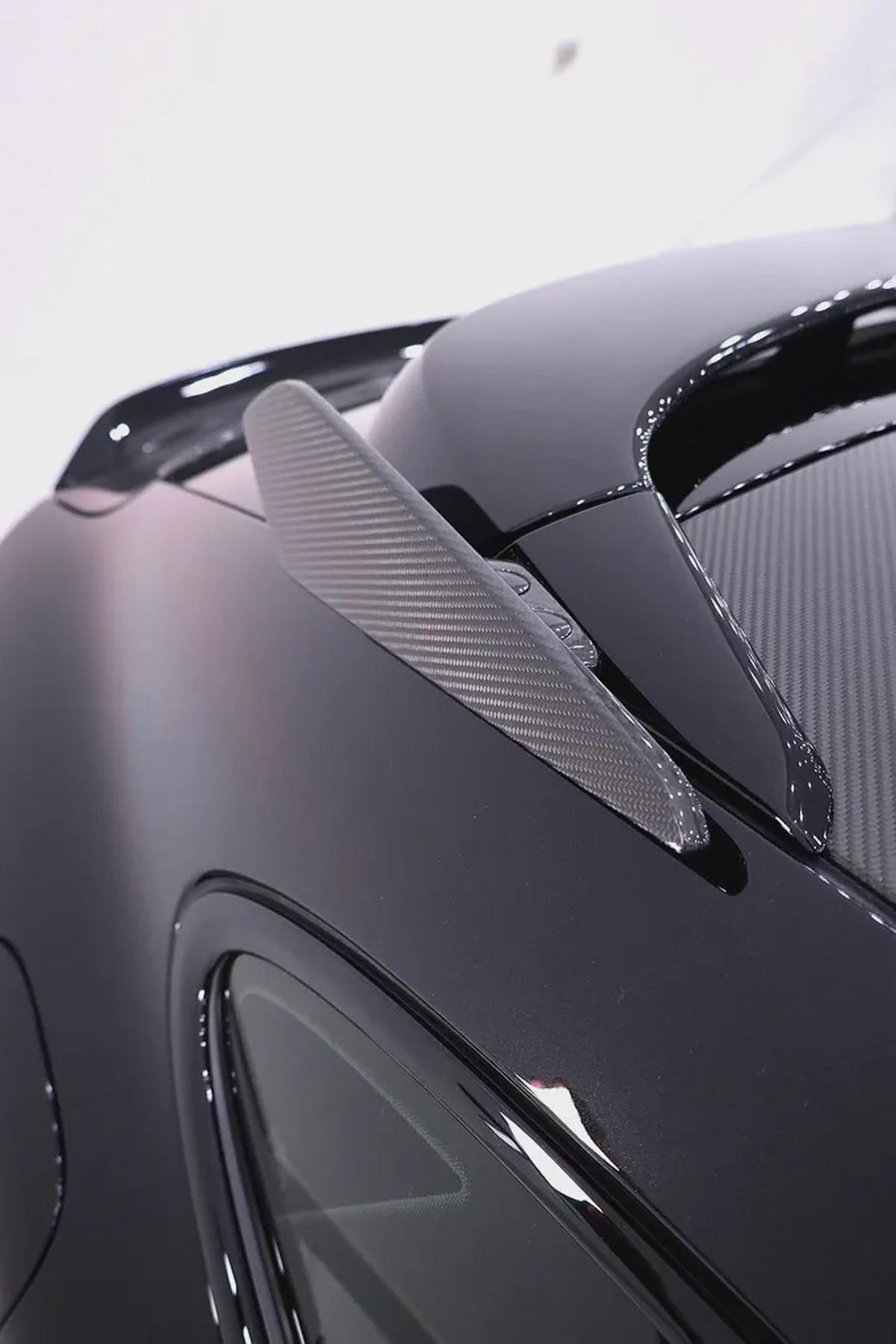 PORSCHE CAYENNE COUPE GCC - TURBO GT FULL CARBON-15-15