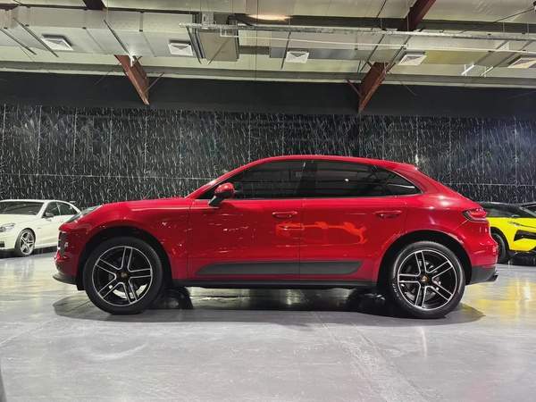 Porsche Macan 2021 GCC specs for 160,000.00 AED