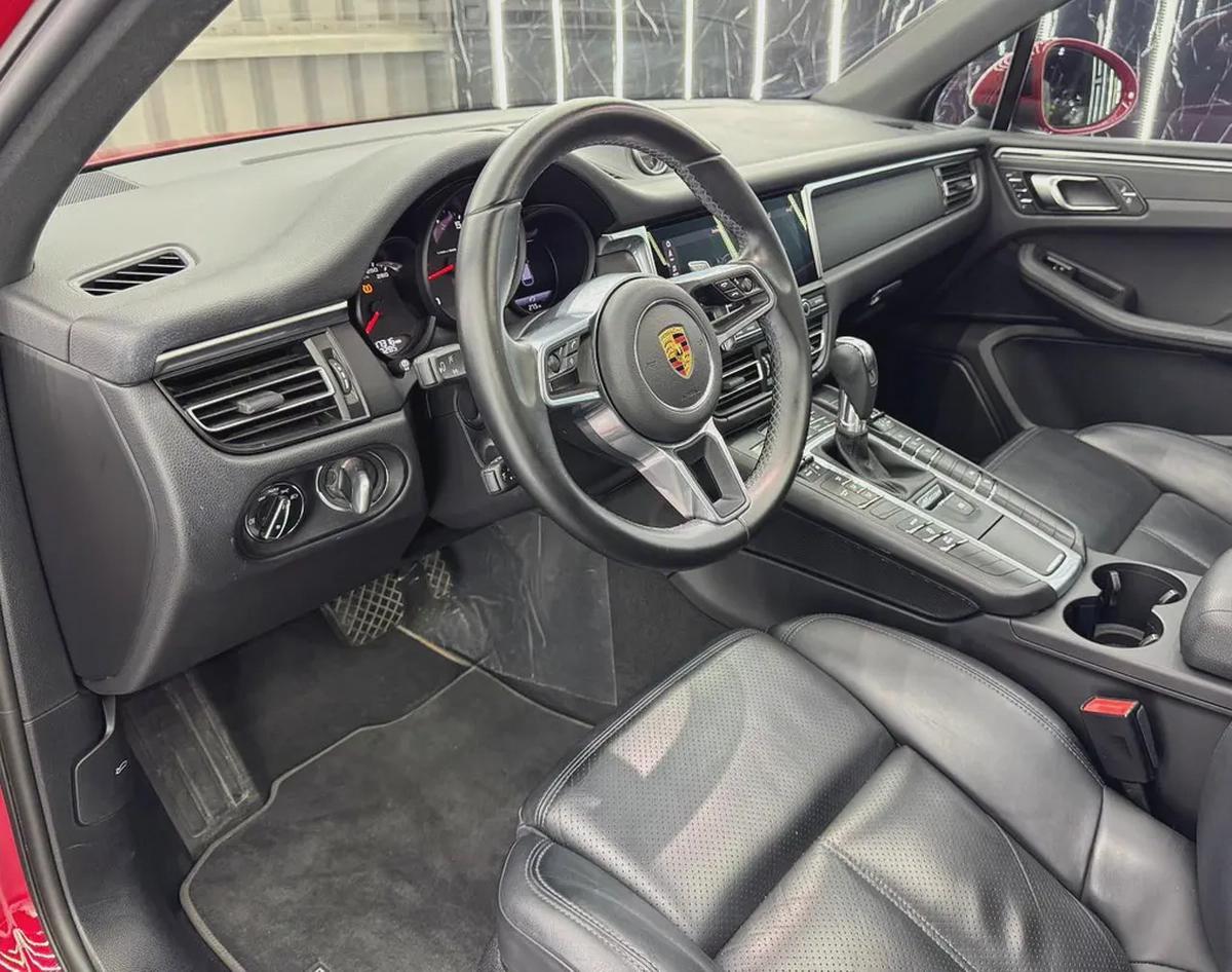 Porsche Macan 2021 GCC specs for 160,000.00 AED-8-8