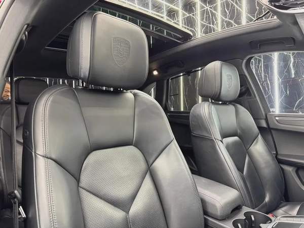 Porsche Macan 2021 GCC specs for 160,000.00 AED