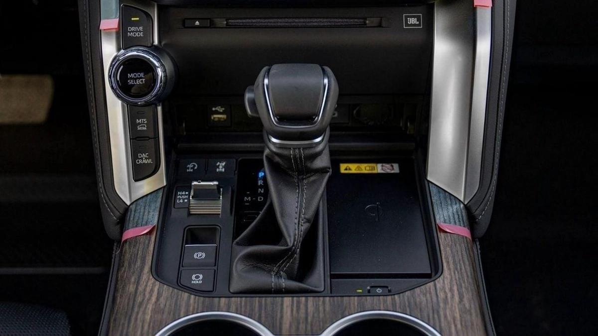 Toyota Land Cruiser Toyota land cruiser VXR 3.3L Diesel Full Option 2025-13-13