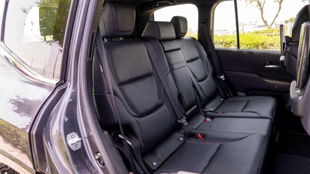 Toyota Land Cruiser Toyota land cruiser VXR 3.3L Diesel Full Option 2025-16-16