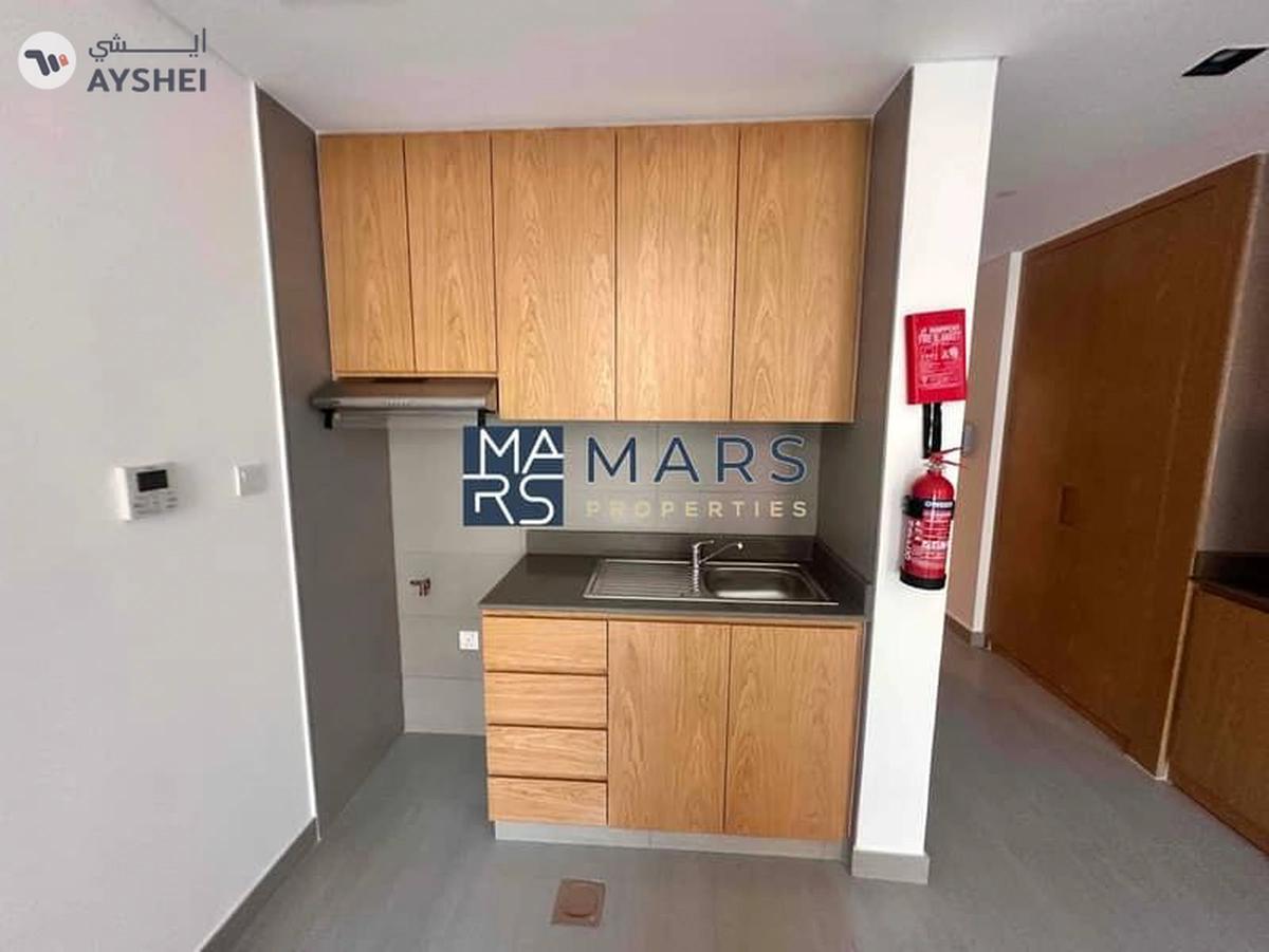 Brand new studio available for rent-1-landscape