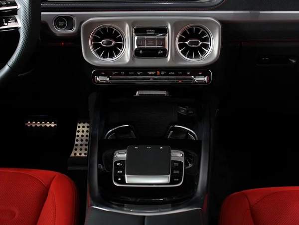 2025 - MERCEDES-BENZ G580 - BRAND NEW!