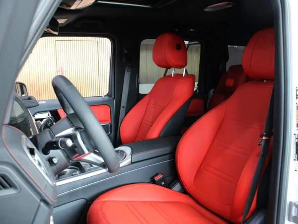 2025 - MERCEDES-BENZ G580 - BRAND NEW!