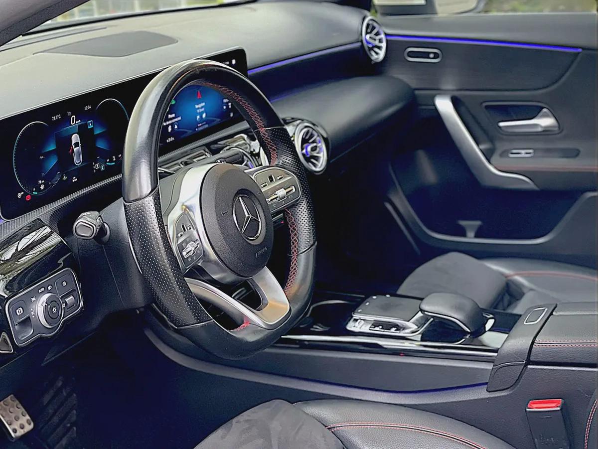 AED 1,560 PM | MERCEDES A250 AMG| 2.0L FWD | WELL MAINTAINED | 0% DOWNPAYMENT-14-14