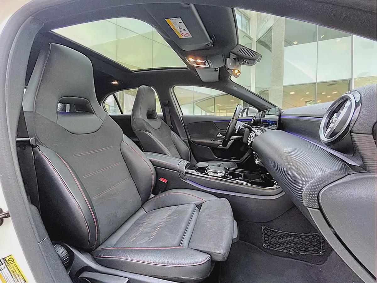 AED 1,560 PM | MERCEDES A250 AMG| 2.0L FWD | WELL MAINTAINED | 0% DOWNPAYMENT-17-17