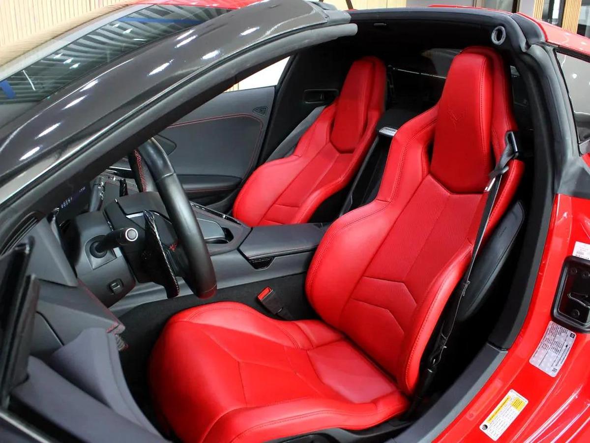 2021 - CHEVROLET CORVETTE STINGRAY V8-8-8